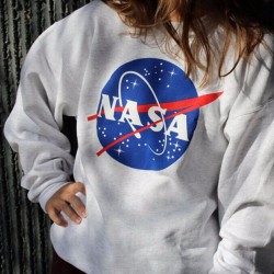 New graphic LOGO space galaxy starry space round neck long-sleeved sweatshirts